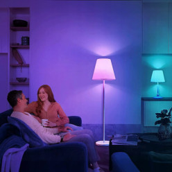 RGB LED izzó színe változó 16 szín + távoli