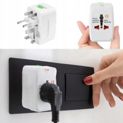 Reiseadapter für Steckdosen UK EU USA