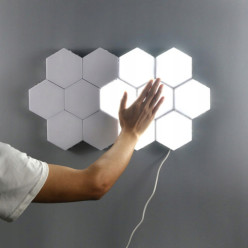 Moduláris LED érintőjáték fénykészlet 6 db