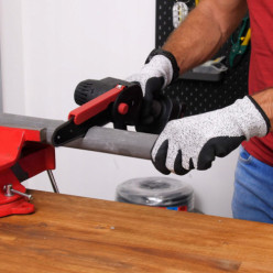 Piła łańcuchowa akumulatorowa mini pilarka do drzewa aku 21V