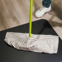 Mata ochronna pod fotel biurowy krzesło 90 x 130cm na podłogę czarna