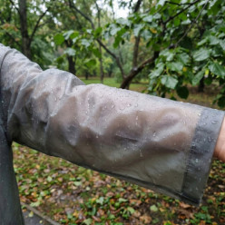 Univerzální pláštěnka pončo s kapucí šedá
