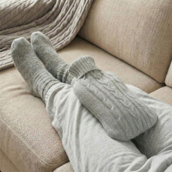 Termofor duży 2l w pokrowcu sweter gumowy ogrzewacz do rąk na wodę szary